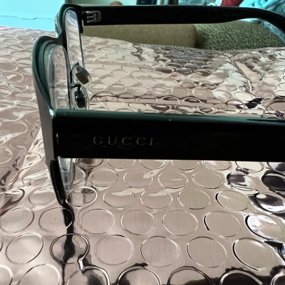 Gucci eyeglasses with case, dust cloth - Picture 8 of 17